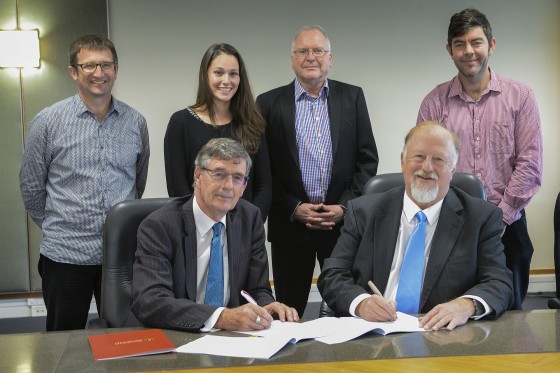 University of Waikato and Synthase Biotech form research partnership